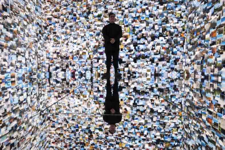 瑞士加入全球 AI 竞赛,推出国家级开源大语言模型 Apertus 瑞士加入全球 AI 竞赛,推出国家级开源大语言模型 Apertus