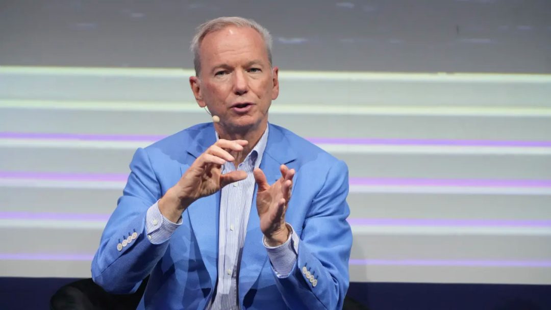 前 Google CEO:AI模型或被黑客利用「学会杀人」 前 Google CEO:AI模型或被黑客利用「学会杀人」