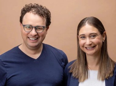 AI重塑劳动力市场：职业分化趋势与协作新机遇