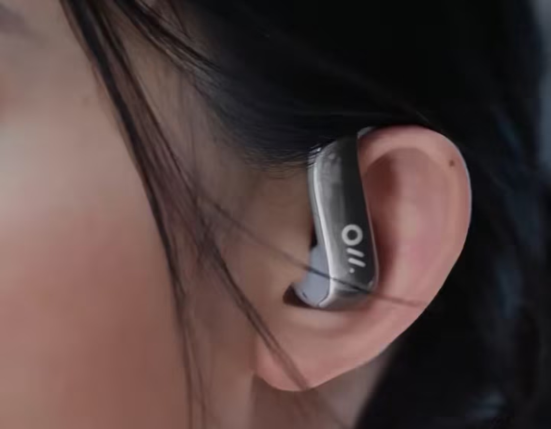 字节跳动新一代AI耳机研发加速 整合先进视觉交互技术