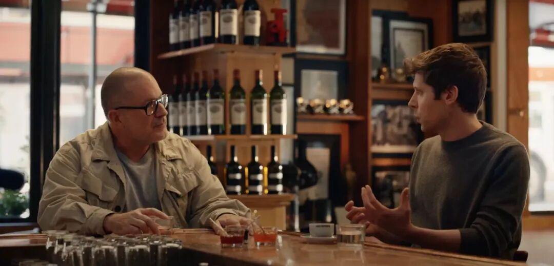 OpenAI新型音频设备Sweetpea突破设计创新，挑战AirPods主导地位