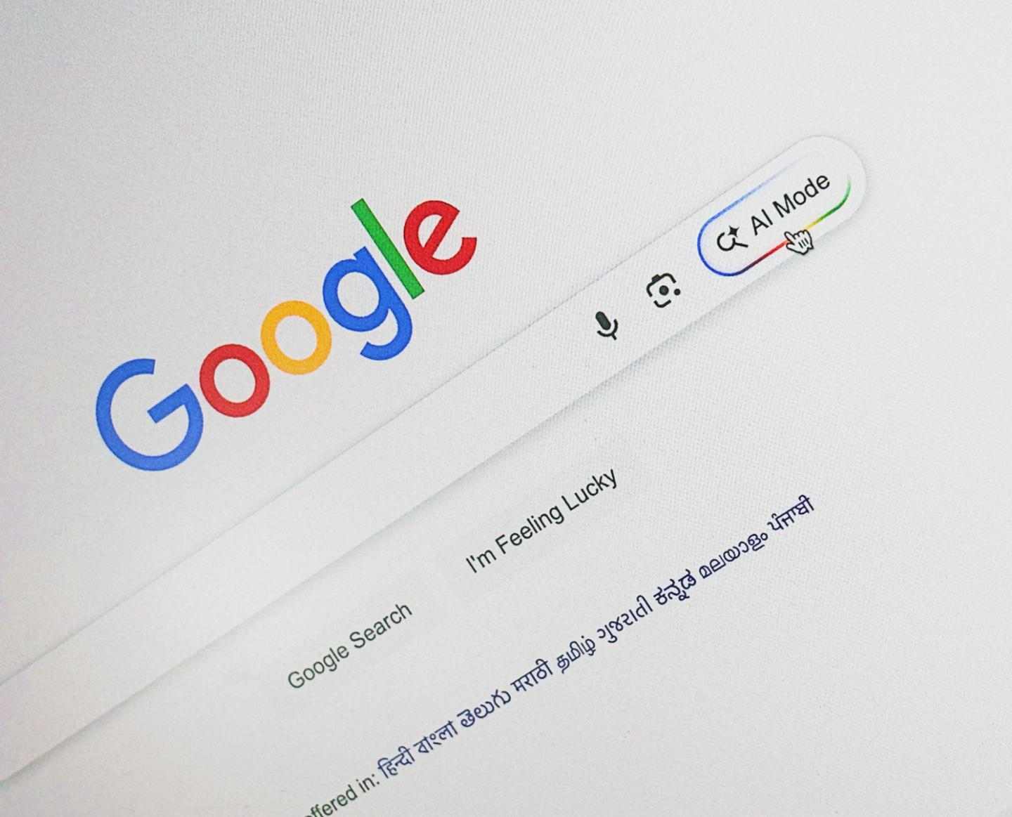 谷歌试水AI搜索无缝切换功能，简化用户探索流程