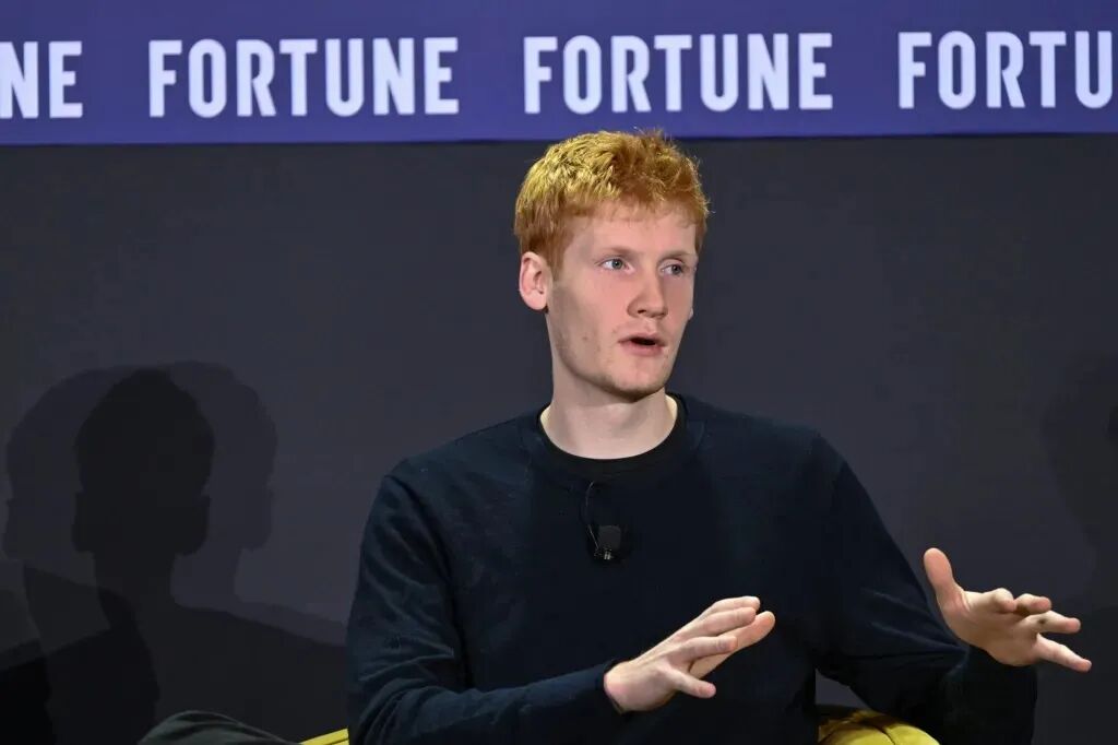 Cursor CEO：过度依赖 vibe coding 迟早会出事