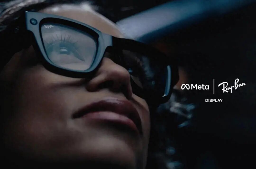 Meta 提前泄露新款带显示屏的智能眼镜