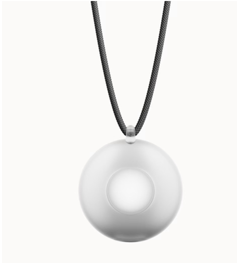 新型AI伴侣设备”Friend”利用人工智能帮助对抗孤独