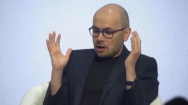 谷歌 DeepMind CEO：当前 AI 综合智力还不如普通家猫