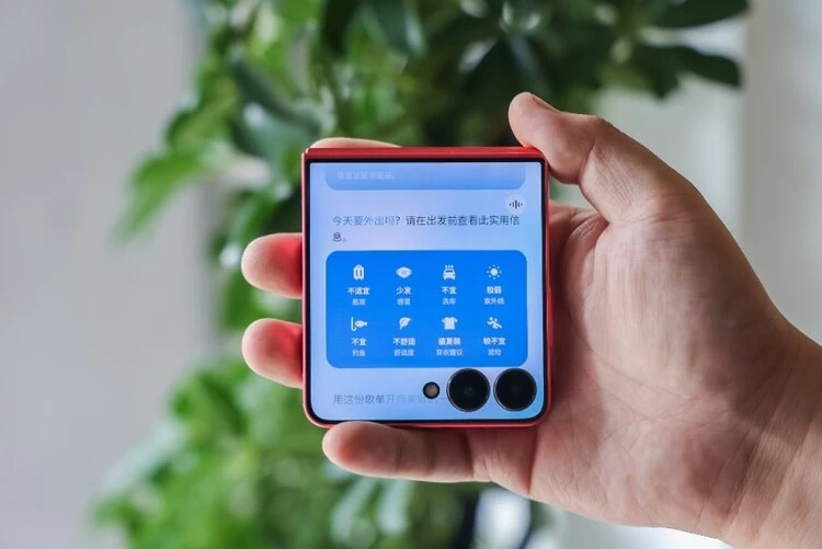 冬日出行更从容:多形态手机布局提升效率 冬日出行更从容:多形态手机布局提升效率