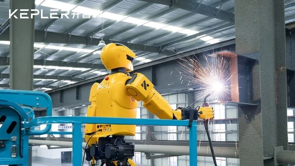 开普勒全球首例 “人机协作“ 高空焊接作业震撼亮相！