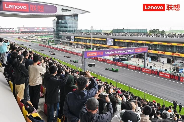 联想混合式 AI 跨界破圈，智慧中国行赋能科技普惠