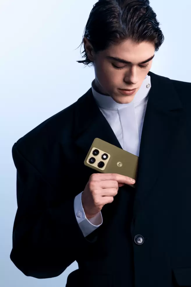 轻薄影像旗舰新标杆 联想moto X70 Air Pro AI手机解析