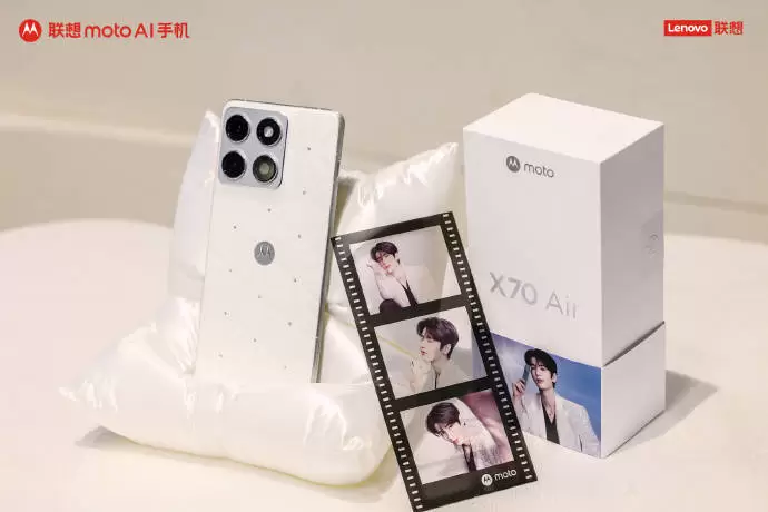 轻薄影像旗舰新标杆 联想moto X70 Air Pro AI手机解析