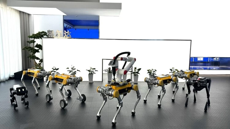 技术+制造双向赋能 镜识科技×凯尔达发布阿波罗工业四足机器人 引领产业协同新局面 技术+制造双向赋能 镜识科技×凯尔达发布阿波罗工业四足机器人 引领产业协同新局面