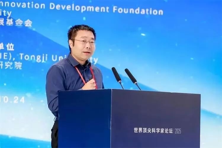 思必驰2025技术进展报告:践行“0-1-N-0”创新范式 思必驰2025技术进展报告:践行“0-1-N-0”创新范式