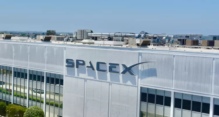 SpaceX计划在轨道上部署100万个太阳能数据中心 SpaceX计划在轨道上部署100万个太阳能数据中心
