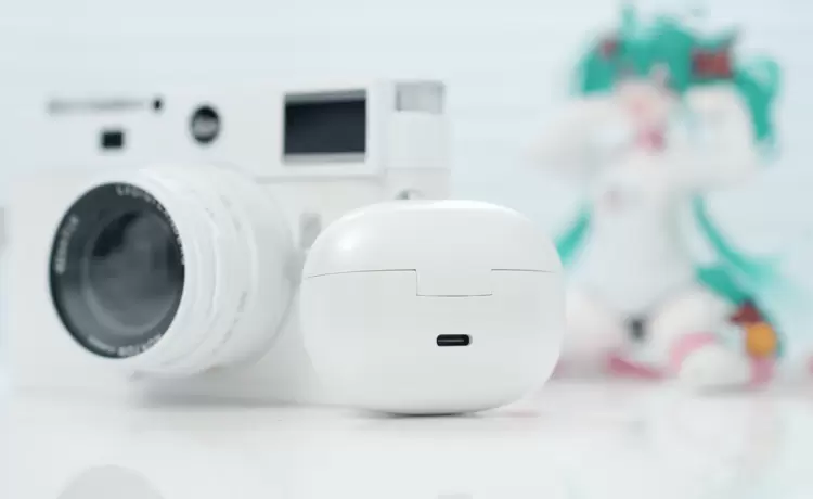 朗科WTS1上手体验:百元价位,也能把AI与好声音同时塞进耳朵里 朗科WTS1上手体验:百元价位,也能把AI与好声音同时塞进耳朵里