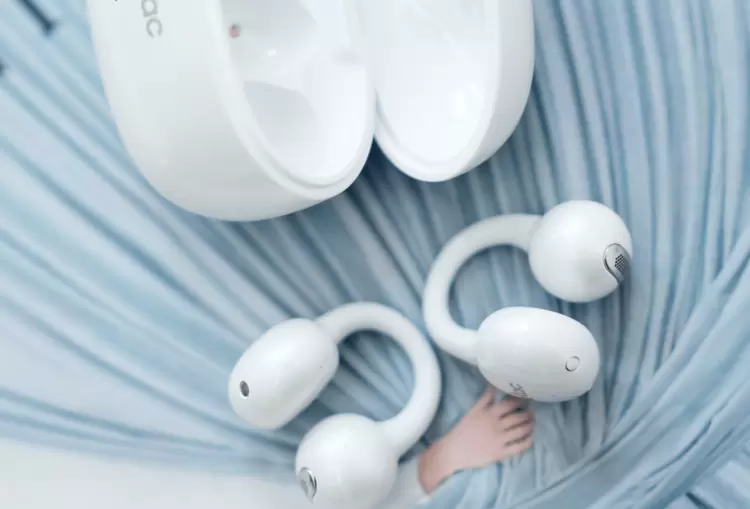 朗科WTS1上手体验:百元价位,也能把AI与好声音同时塞进耳朵里 朗科WTS1上手体验:百元价位,也能把AI与好声音同时塞进耳朵里