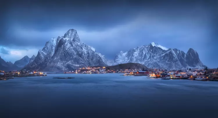 唯卓仕发布首款 L 卡口镜头 AF 16mm F1.8 L:从“加入”到“融入”的战略里程碑 唯卓仕发布首款 L 卡口镜头 AF 16mm F1.8 L:从“加入”到“融入”的战略里程碑