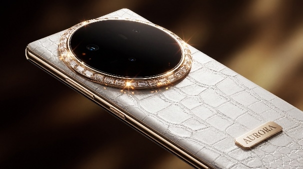 东方顶级美学定义高奢新坐标：AURORA手机全球前100台，宣告售罄！