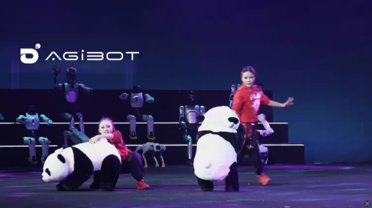 FILA KIDS携手智元AGIBOT,打造全球首个机器人春晚 FILA KIDS携手智元AGIBOT,打造全球首个机器人春晚