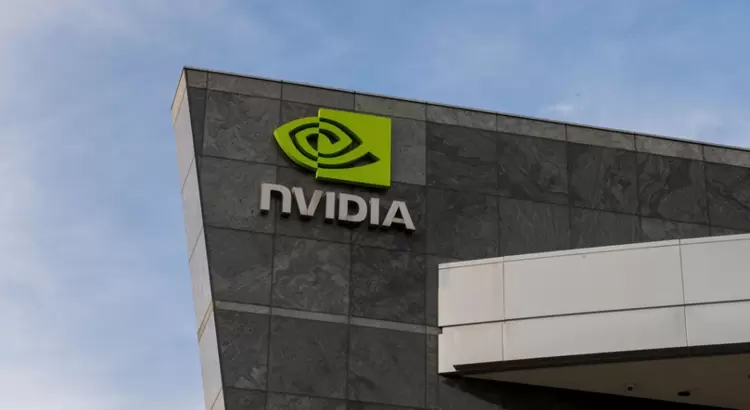 英伟达将向两家光子技术公司注资40亿美元,抢占AI竞争制高点 英伟达将向两家光子技术公司注资40亿美元,抢占AI竞争制高点