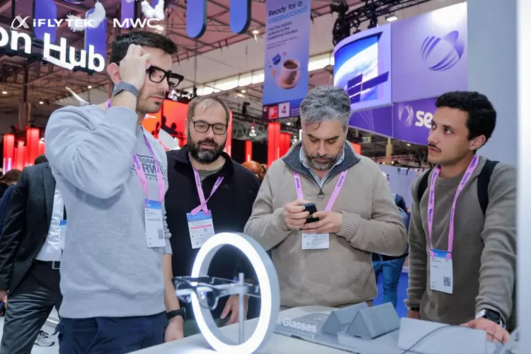 MWC 2026 | 科大讯飞全球首发AI眼镜,多款AI产品全新升级 MWC 2026 | 科大讯飞全球首发AI眼镜,多款AI产品全新升级