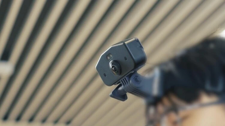 鹿明机器人发布FastUMI数据采集全家桶，具身智能进入数据时代