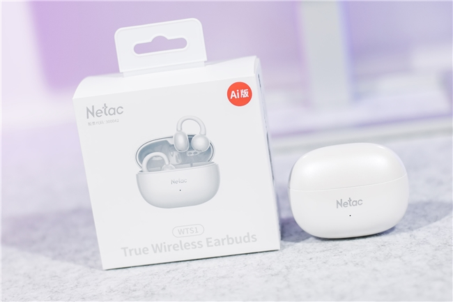 轻量化耳夹式无线耳机体验,50小时续航配AI功能 轻量化耳夹式无线耳机体验,50小时续航配AI功能