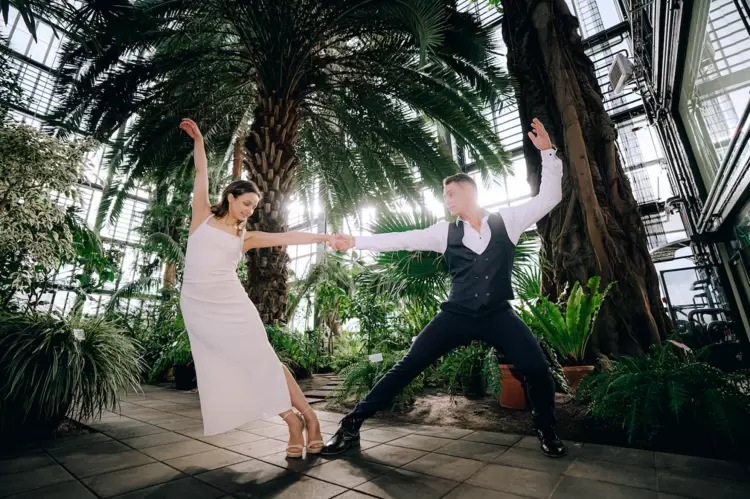 唯卓仕Vintage Z2折叠闪光灯评测：小巧机身重塑便携补光体验