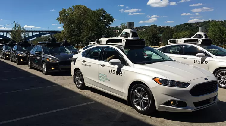 优步投资Rivian 12.5亿美元合作研发5万辆无人驾驶出租车