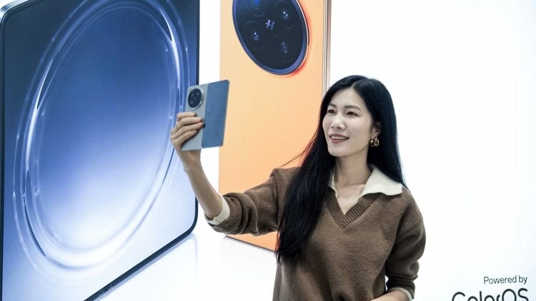 OPPO Find N6折叠屏首销火爆 无感折痕技术引领行业新标准