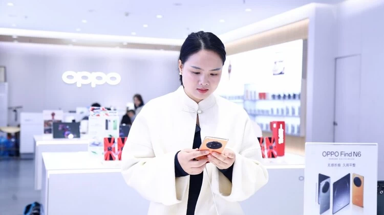 OPPO Find N6折叠屏首销火爆 无感折痕技术引领行业新标准