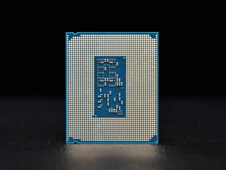 酷睿Ultra 7 270K/5 250K Plus处理器首测：多核、游戏、渲染性能暴增