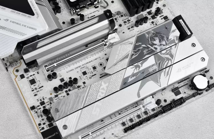 酷睿Ultra 7 270K/5 250K Plus处理器首测：多核、游戏、渲染性能暴增