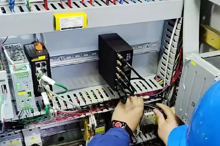 MEMS传感芯片技术突破助力新能源智能监测系统升级