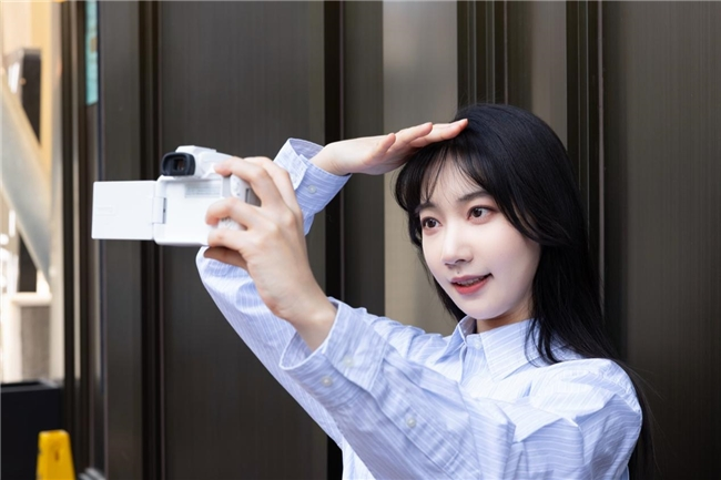 佳能EOS R50：颜值与实力并存，承包你的美好瞬间