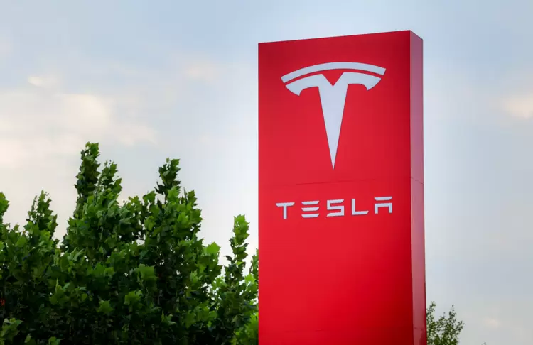 特斯拉公布2026年第一季度产销数据，销量略有回升