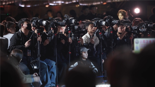 佳能CINEMA EOS系统为《声生不息·华流季》多机位实践赋能 佳能CINEMA EOS系统为《声生不息·华流季》多机位实践赋能